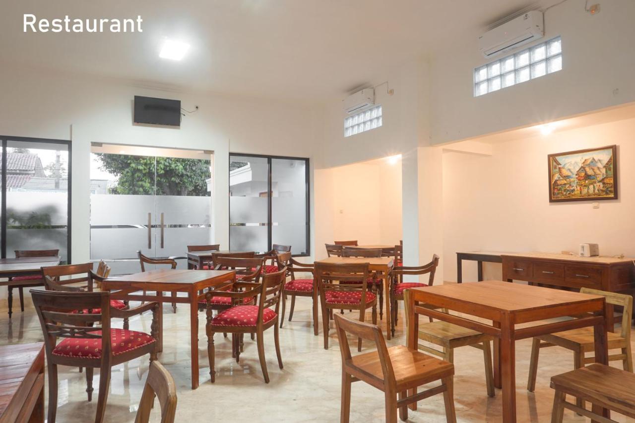 Al Ashri Inn By Urban Yogyakarta Bagian luar foto