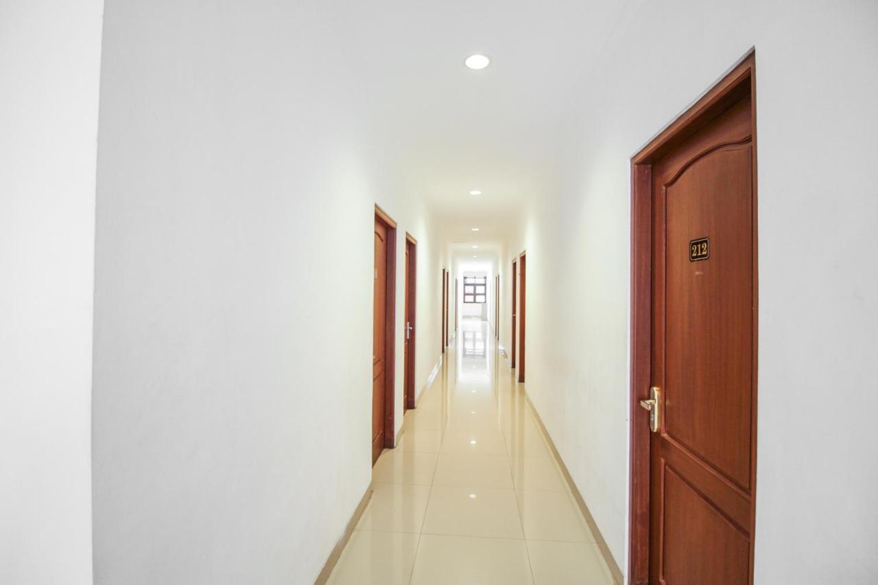 Al Ashri Inn By Urban Yogyakarta Bagian luar foto