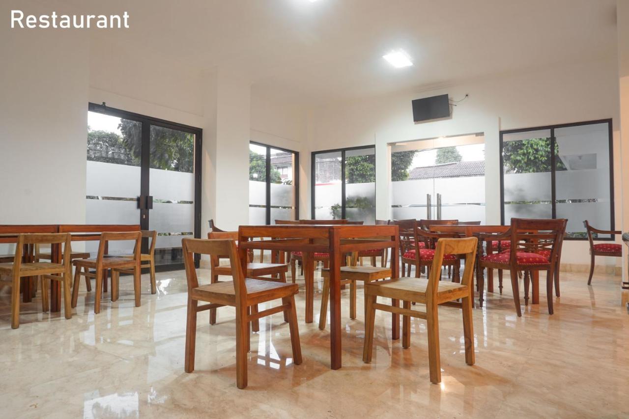Al Ashri Inn By Urban Yogyakarta Bagian luar foto